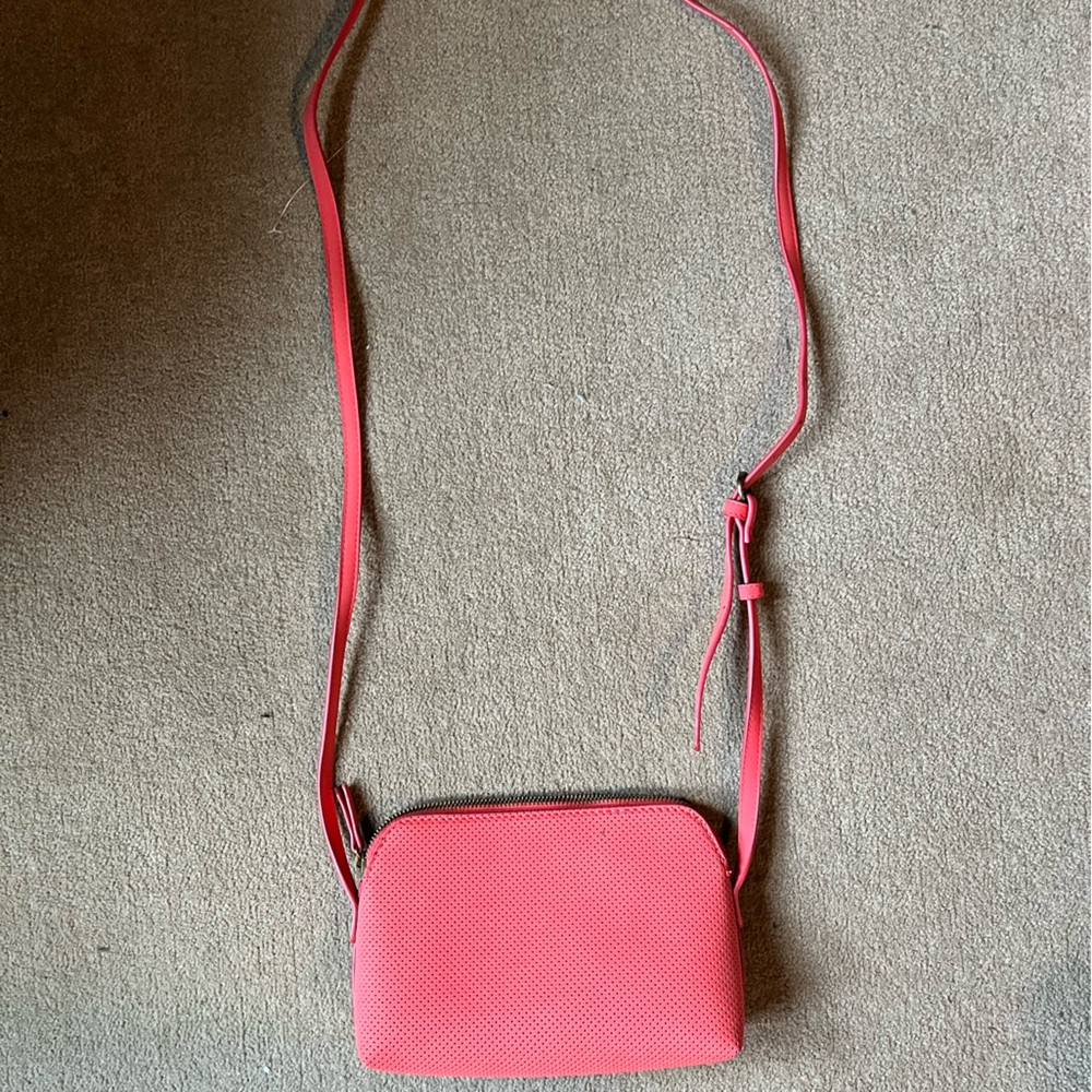 Salmon crossbody